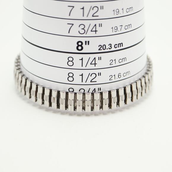 Timex Indiglo Silver Tone MOP 26mm Womens Watch Stretch Band w New Battery - Picture 5 of 12